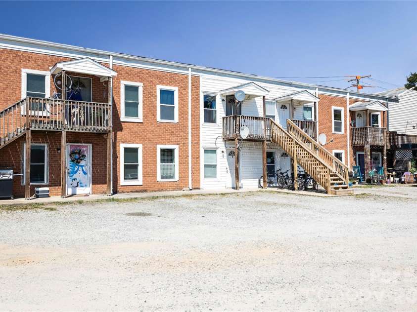 107 Main Street, Rockwell, NC 28138.  MLS# CAR4387667, YatesRealty ID 29072. 