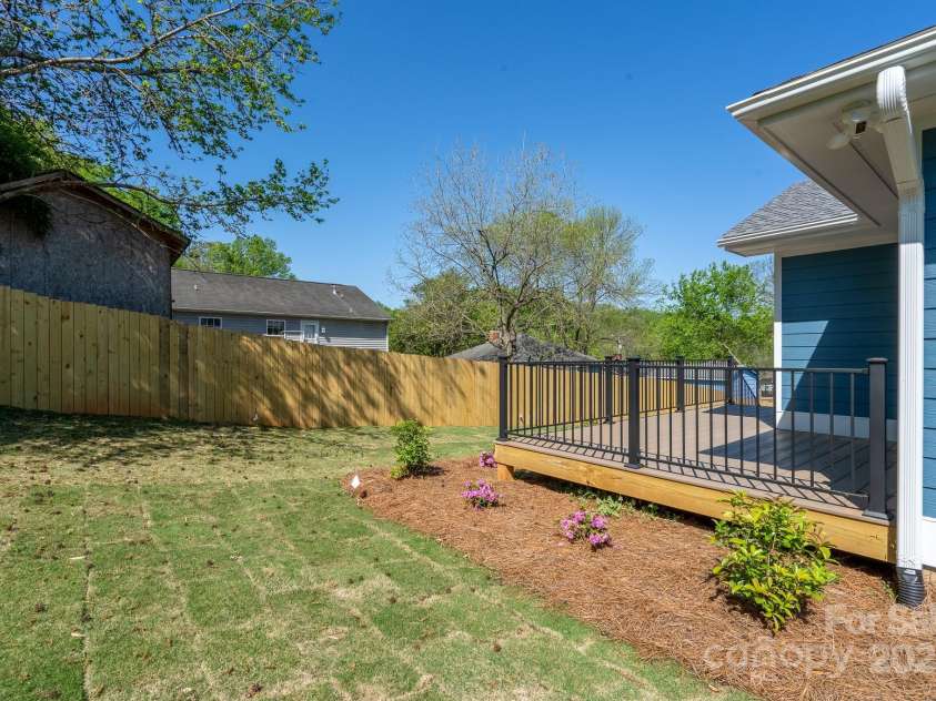406 Williamson Street, Fort Mill, SC 29715.  MLS# CAR4242918, YatesRealty ID 29072. Deck view from side yard