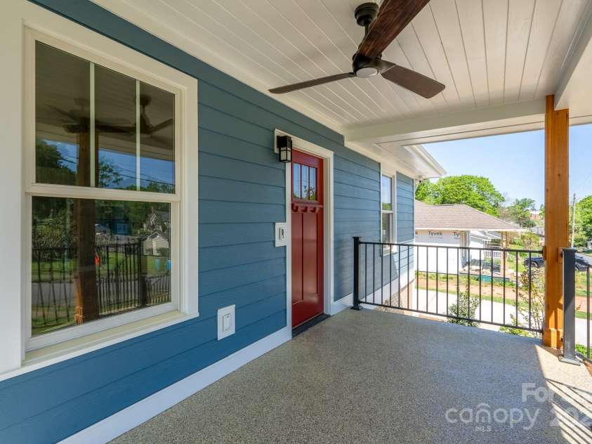 406 Williamson Street, Fort Mill, SC 29715.  MLS# CAR4242918, YatesRealty ID 29072. Front porch