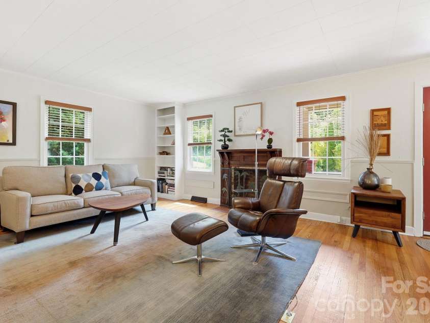 129 Mears Avenue, Canton, NC 28716.  MLS# CAR4355790, YatesRealty ID 29074. 