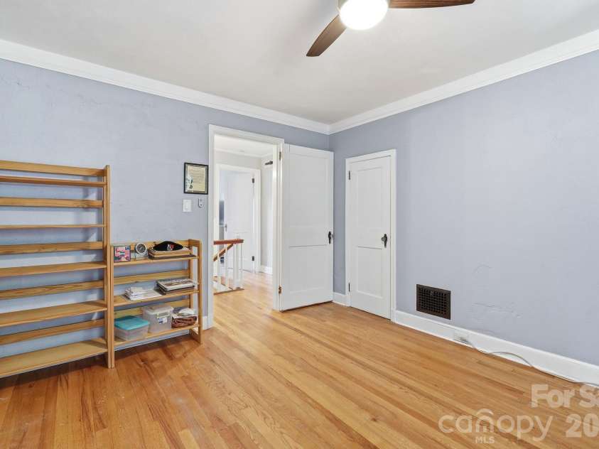 129 Mears Avenue, Canton, NC 28716.  MLS# CAR4355790, YatesRealty ID 29074. 
