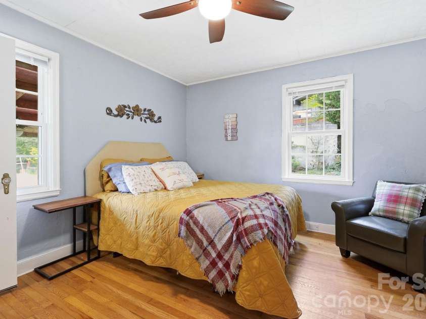 129 Mears Avenue, Canton, NC 28716.  MLS# CAR4355790, YatesRealty ID 29074. Primary on main