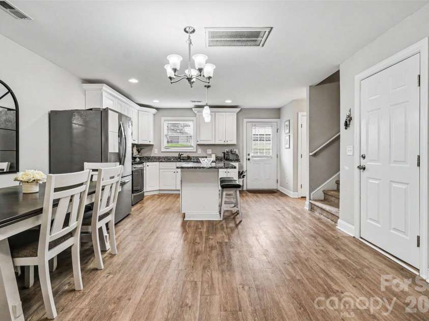 702 Margate Avenue, Kannapolis, NC 28081.  MLS# CAR4390854, YatesRealty ID 29075. 