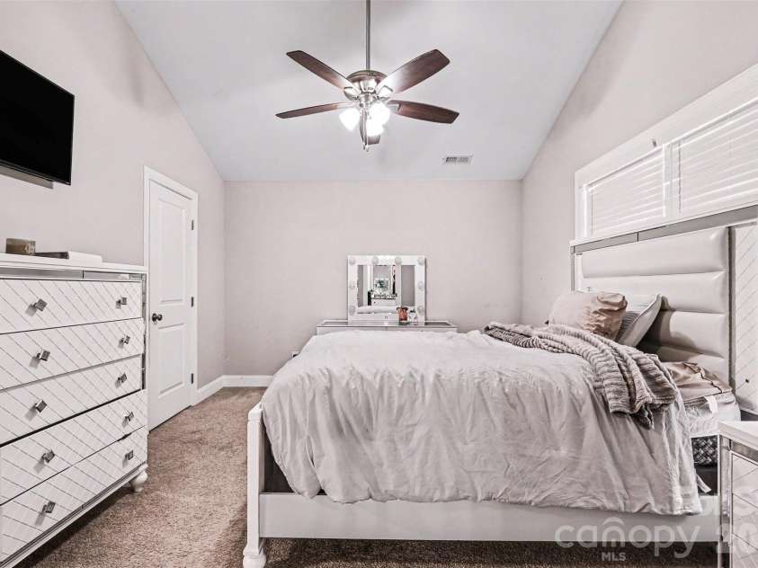 702 Margate Avenue, Kannapolis, NC 28081.  MLS# CAR4390854, YatesRealty ID 29075. 