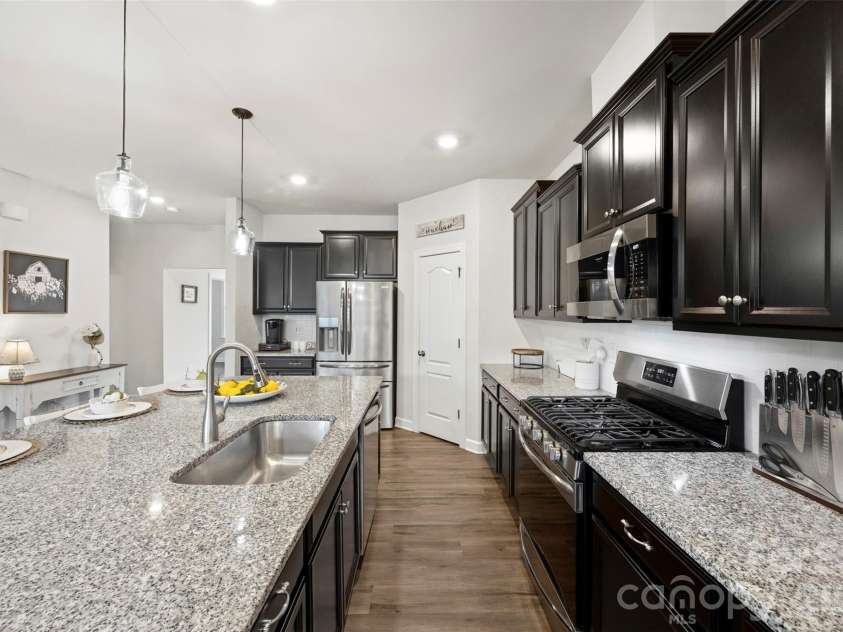 4009 Tory Path Road, Waxhaw, NC 28173.  MLS# CAR4385768, YatesRealty ID 29076. 