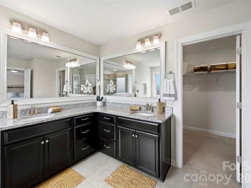 4009 Tory Path Road, Waxhaw, NC 28173.  MLS# CAR4385768, YatesRealty ID 29076. 