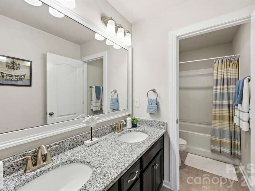 4009 Tory Path Road, Waxhaw, NC 28173.  MLS# CAR4385768, YatesRealty ID 29076. 