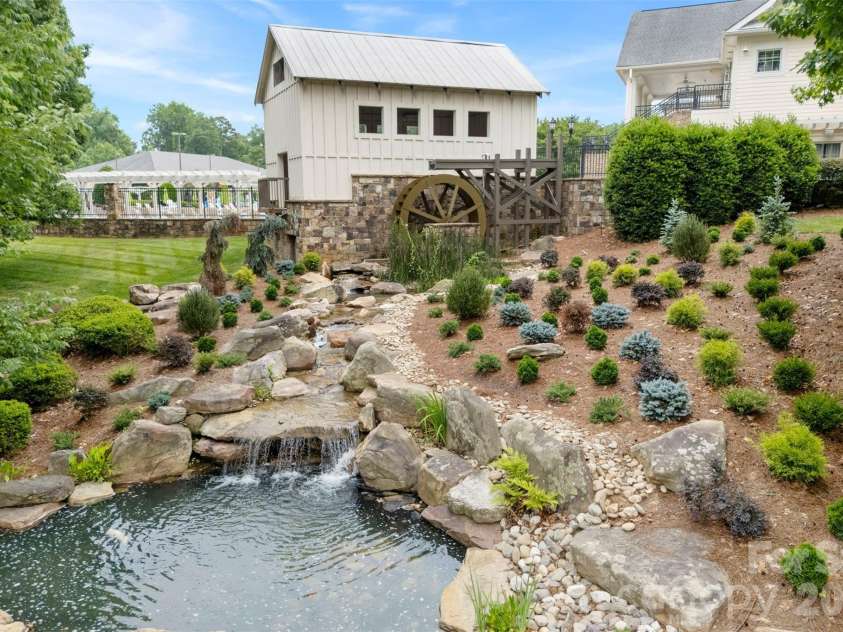 4009 Tory Path Road, Waxhaw, NC 28173.  MLS# CAR4385768, YatesRealty ID 29076. 