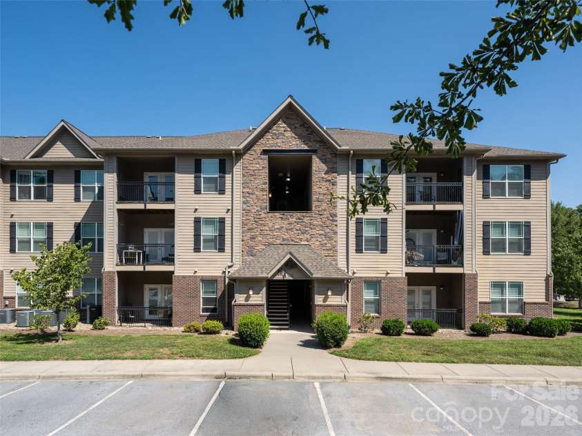 91 Brickton Village Circle, Fletcher, NC 28732.  MLS# CAR4425955, YatesRealty ID 29077. 