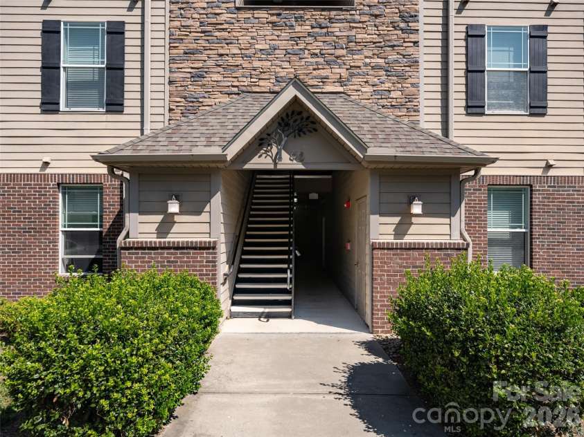 91 Brickton Village Circle, Fletcher, NC 28732.  MLS# CAR4425955, YatesRealty ID 29077. 