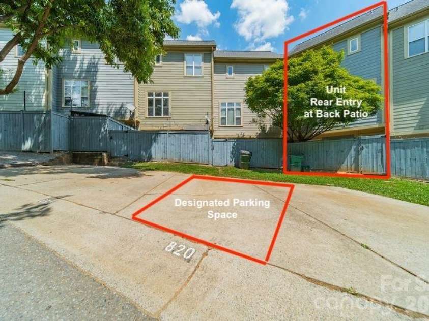 820 Garden District Drive, Charlotte, NC 28202.  MLS# CAR4382830, YatesRealty ID 29078. 