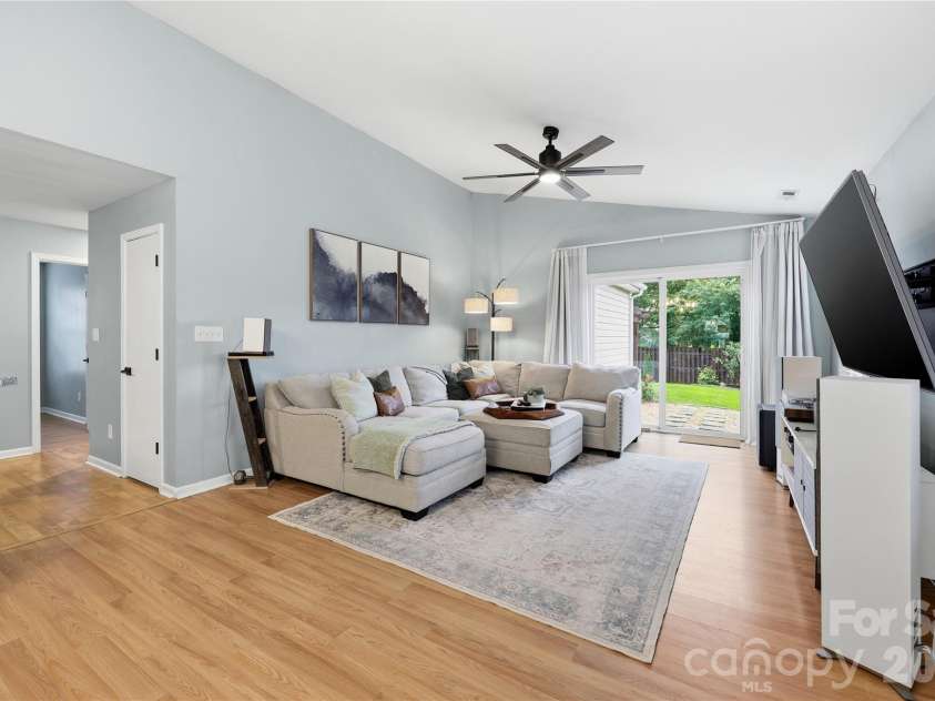 538 Railway Place, Concord, NC 28025.  MLS# CAR4387114, YatesRealty ID 29079. 