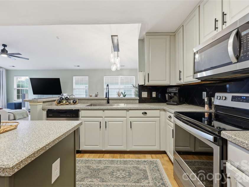 538 Railway Place, Concord, NC 28025.  MLS# CAR4387114, YatesRealty ID 29079. 