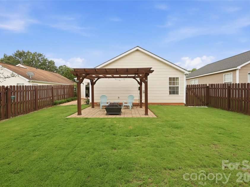 538 Railway Place, Concord, NC 28025.  MLS# CAR4387114, YatesRealty ID 29079. 
