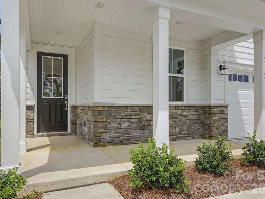 2712 Phoenix Court, Gastonia, NC 28052.  MLS# CAR4353138, YatesRealty ID 2908. 