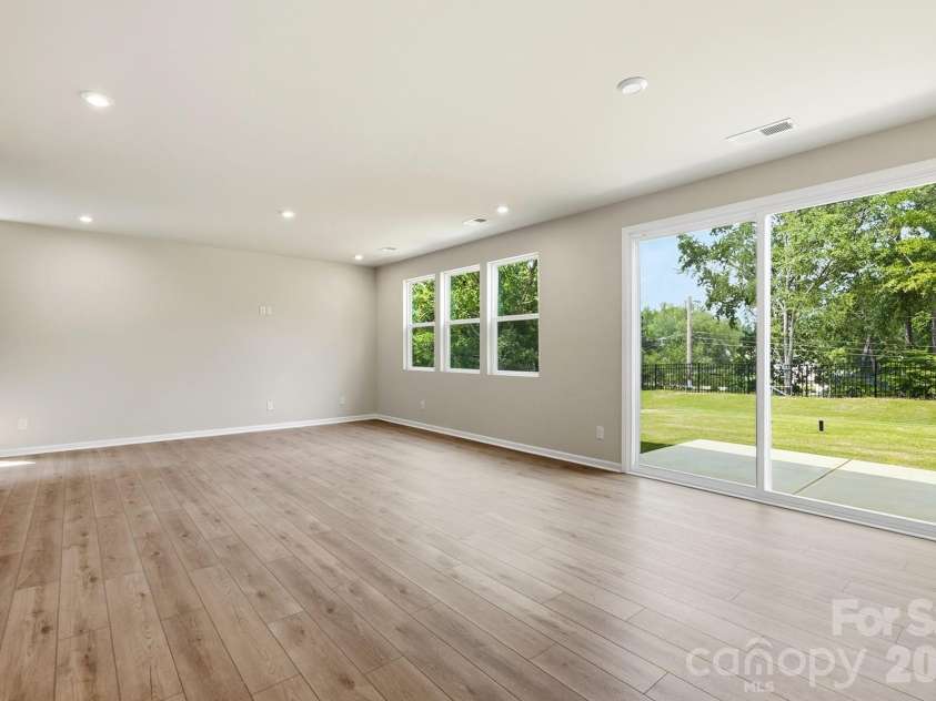 2712 Phoenix Court, Gastonia, NC 28052.  MLS# CAR4353138, YatesRealty ID 2908. 