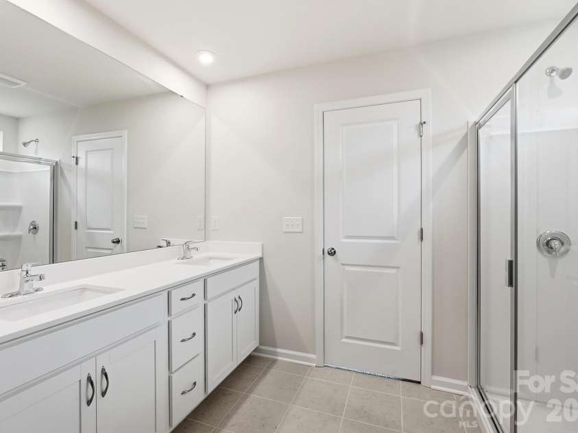 2712 Phoenix Court, Gastonia, NC 28052.  MLS# CAR4353138, YatesRealty ID 2908. 