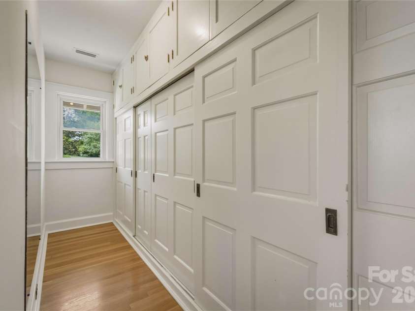 311 West Union Street, Morganton, NC 28655.  MLS# CAR4382391, YatesRealty ID 29080. 