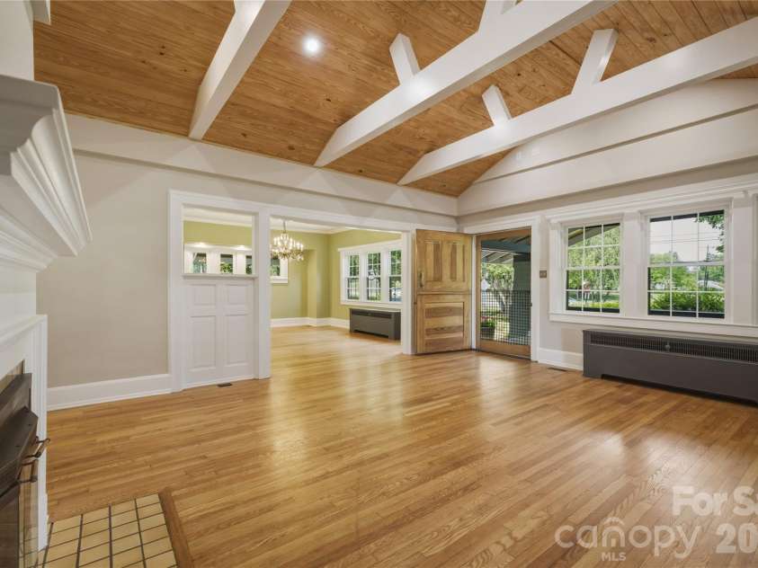 311 West Union Street, Morganton, NC 28655.  MLS# CAR4382391, YatesRealty ID 29080. 
