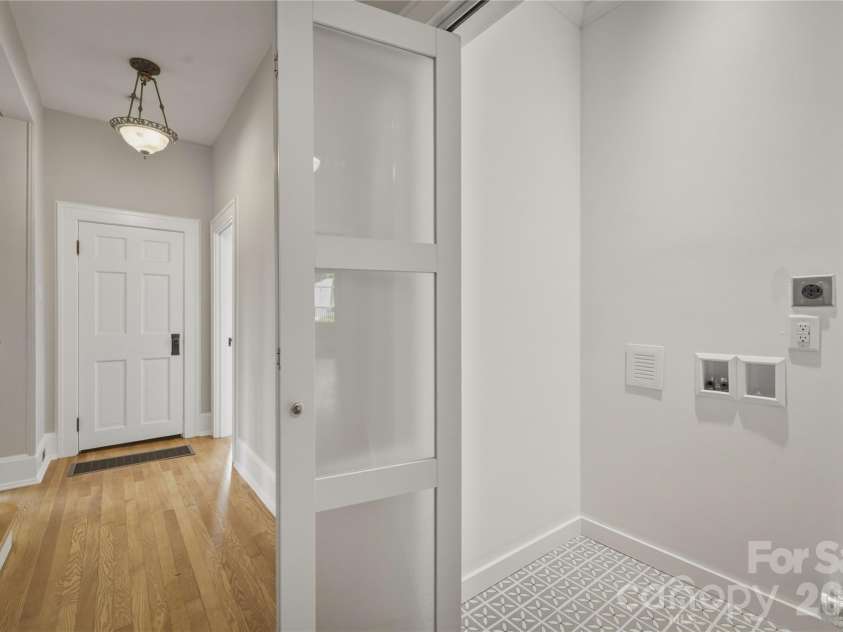 311 West Union Street, Morganton, NC 28655.  MLS# CAR4382391, YatesRealty ID 29080. 