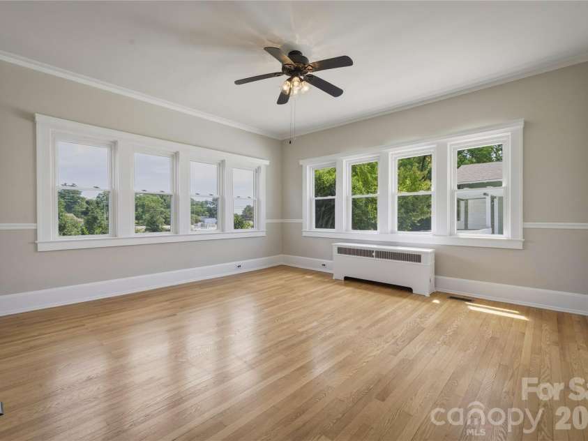 311 West Union Street, Morganton, NC 28655.  MLS# CAR4382391, YatesRealty ID 29080. 
