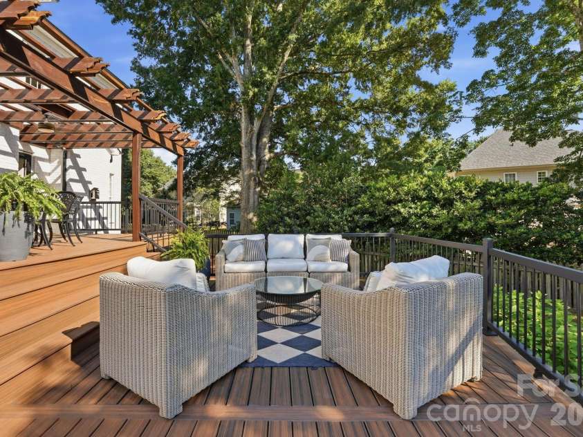 5408 Kuykendall Road, Charlotte, NC 28270.  MLS# CAR4390073, YatesRealty ID 29081. 
