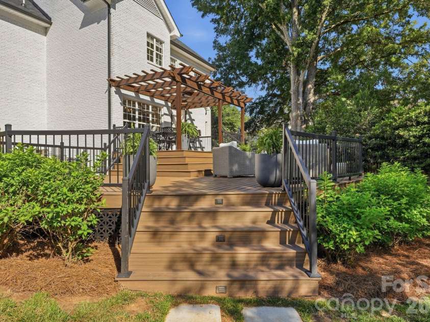 5408 Kuykendall Road, Charlotte, NC 28270.  MLS# CAR4390073, YatesRealty ID 29081. 
