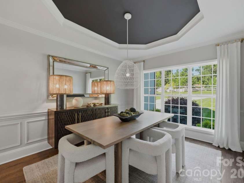 5408 Kuykendall Road, Charlotte, NC 28270.  MLS# CAR4390073, YatesRealty ID 29081. Dining/Window to Front