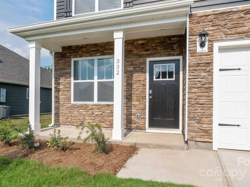 827 Adelston Lane, Asheville, NC 28804.  MLS# CAR4264538, YatesRealty ID 29081. Photos are representative