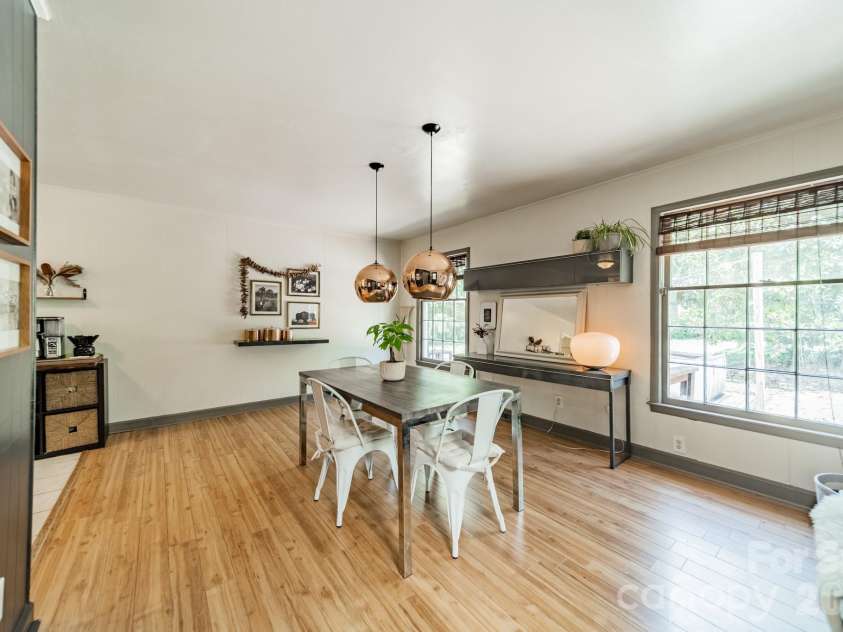 7116 Sherbourne Drive, Charlotte, NC 28210.  MLS# CAR4383410, YatesRealty ID 29084. 