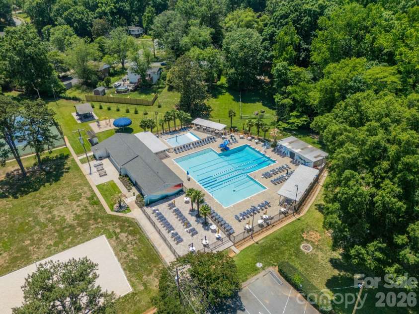 7116 Sherbourne Drive, Charlotte, NC 28210.  MLS# CAR4383410, YatesRealty ID 29084. 