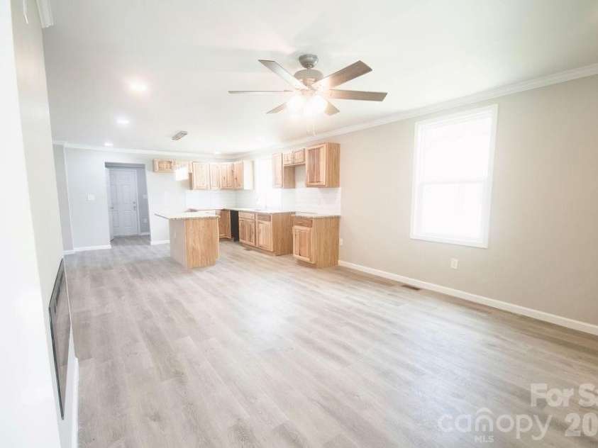 538 2nd Street, Chester, SC 29706.  MLS# CAR4388688, YatesRealty ID 29085. 