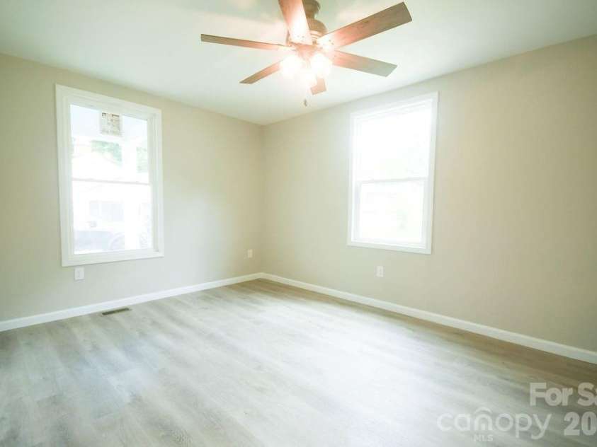 538 2nd Street, Chester, SC 29706.  MLS# CAR4388688, YatesRealty ID 29085. 