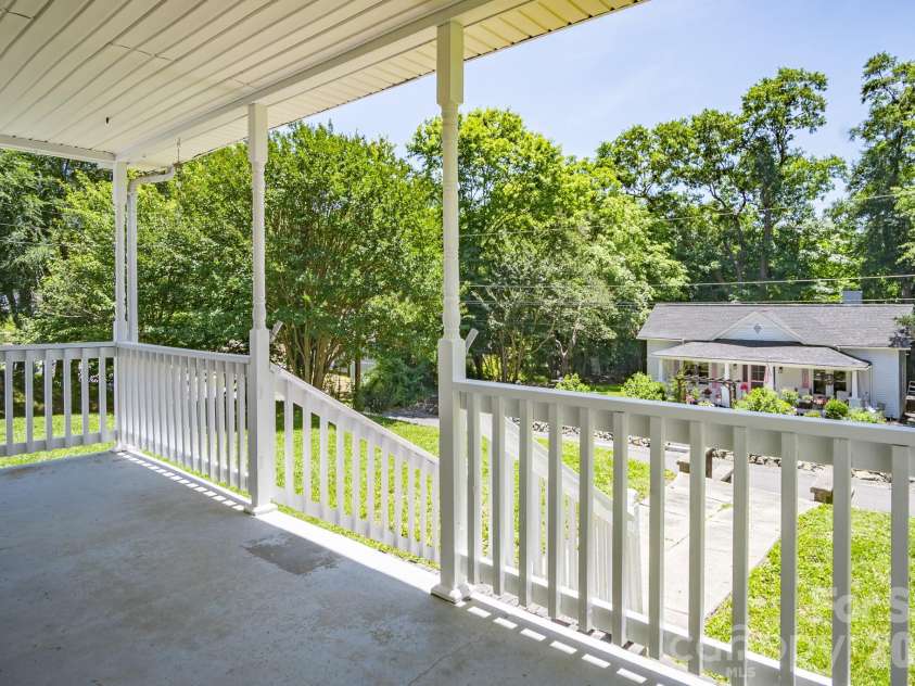 638 MAIN Extension, Lincolnton, NC 28092.  MLS# CAR4390181, YatesRealty ID 29088. 
