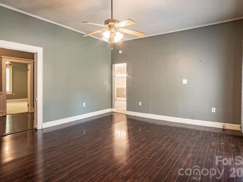 638 MAIN Extension, Lincolnton, NC 28092.  MLS# CAR4390181, YatesRealty ID 29088. 