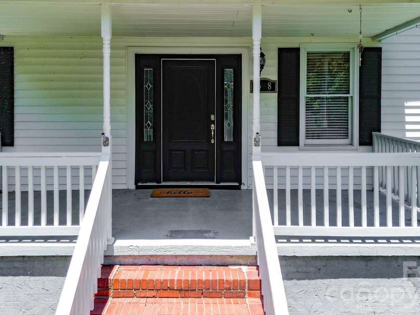 638 MAIN Extension, Lincolnton, NC 28092.  MLS# CAR4390181, YatesRealty ID 29088. 