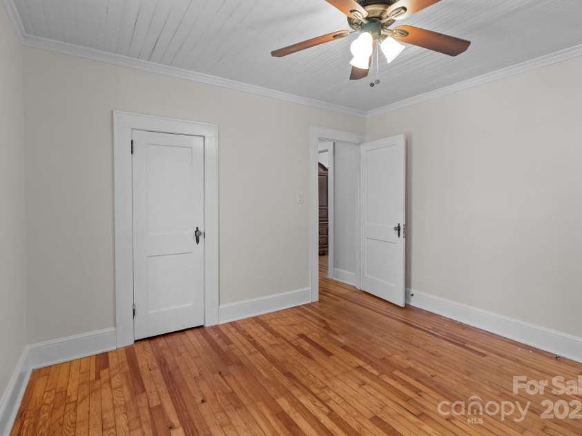 1216 Innis Avenue, Kannapolis, NC 28081.  MLS# CAR4223973, YatesRealty ID 2909. 