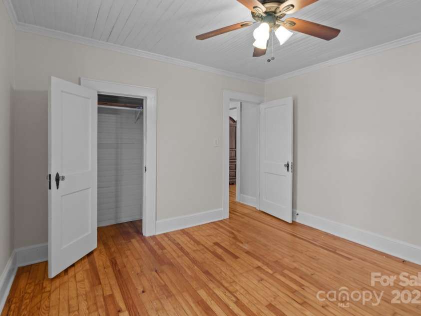 1216 Innis Avenue, Kannapolis, NC 28081.  MLS# CAR4223973, YatesRealty ID 2909. 