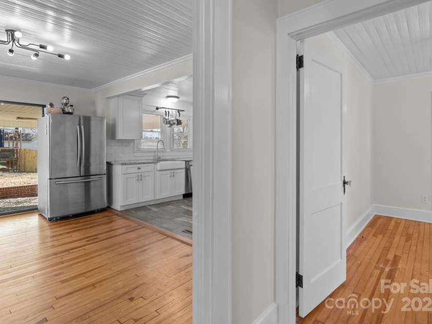 1216 Innis Avenue, Kannapolis, NC 28081.  MLS# CAR4223973, YatesRealty ID 2909. 