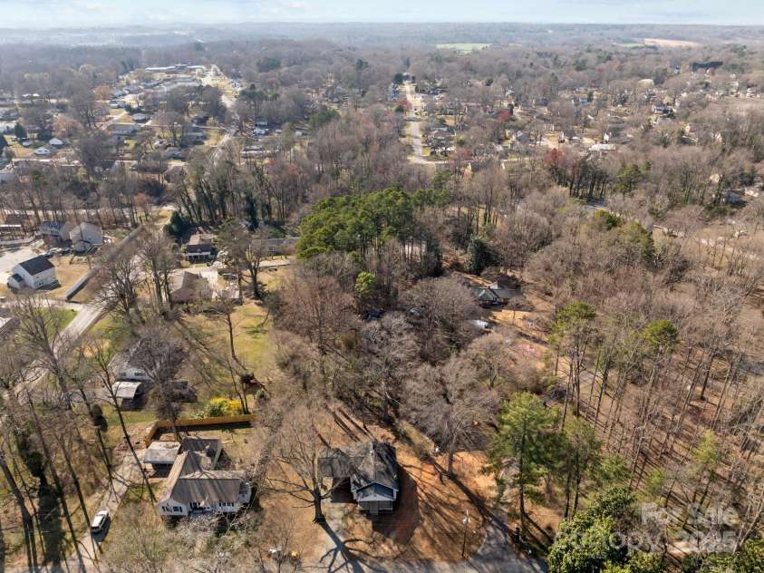 1216 Innis Avenue, Kannapolis, NC 28081.  MLS# CAR4223973, YatesRealty ID 2909. 