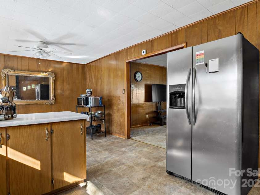 80 Robinson Holler Drive, Marion, NC 28752.  MLS# CAR4112689, YatesRealty ID 29090. 