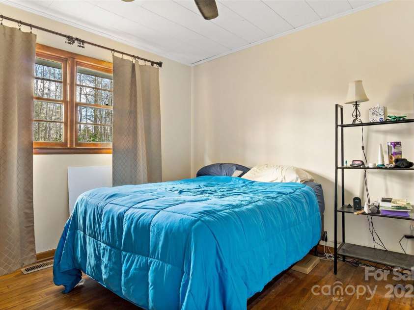 80 Robinson Holler Drive, Marion, NC 28752.  MLS# CAR4112689, YatesRealty ID 29090. 