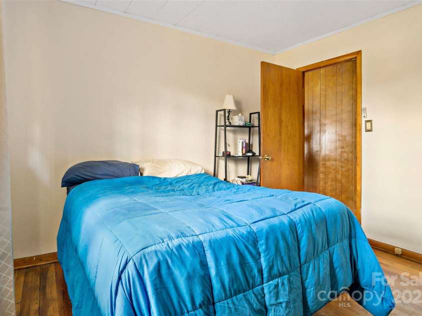 80 Robinson Holler Drive, Marion, NC 28752.  MLS# CAR4112689, YatesRealty ID 29090. 