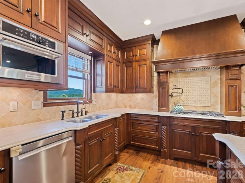 1418 Landis Lane, Nebo, NC 28761.  MLS# CAR4390696, YatesRealty ID 29091. 