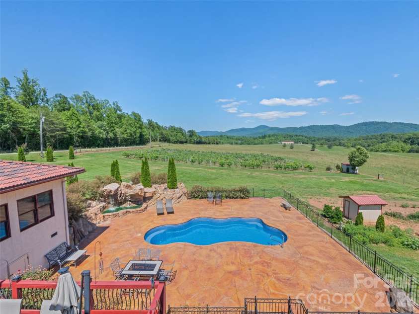 1418 Landis Lane, Nebo, NC 28761.  MLS# CAR4390696, YatesRealty ID 29091. 