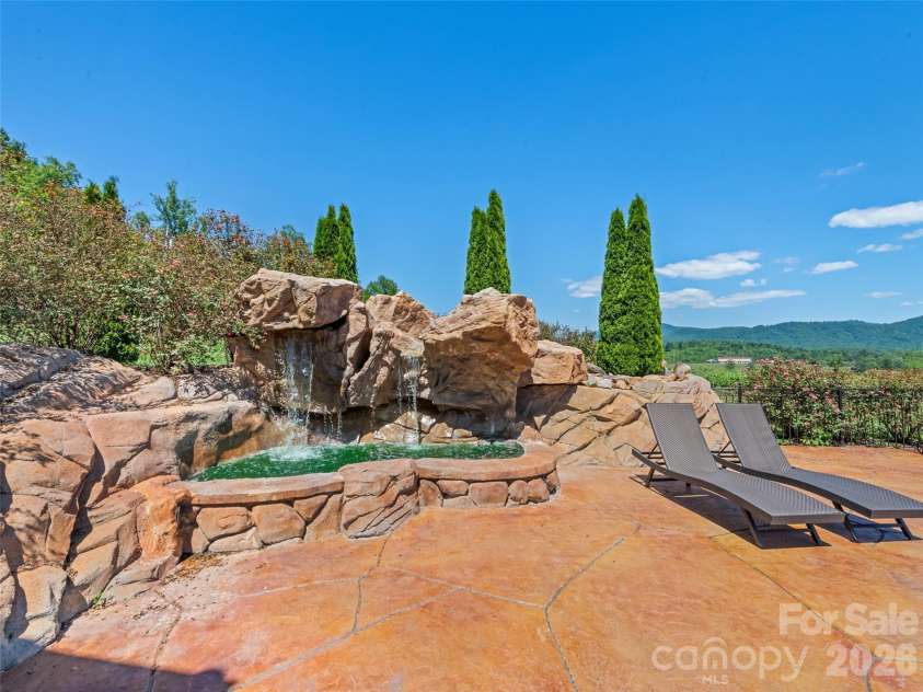 1418 Landis Lane, Nebo, NC 28761.  MLS# CAR4390696, YatesRealty ID 29091. 