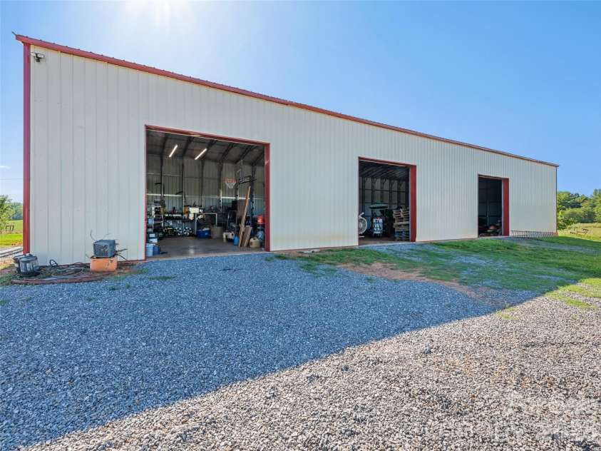 1418 Landis Lane, Nebo, NC 28761.  MLS# CAR4390696, YatesRealty ID 29091. 