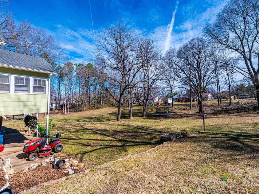 905 Orchard Street, Valdese, NC 28690.  MLS# CAR4271116, YatesRealty ID 29092. 