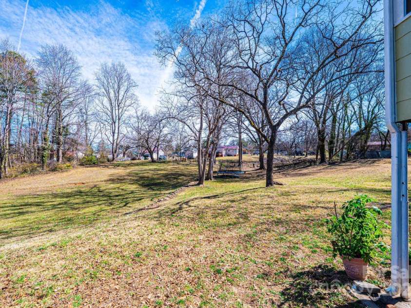 905 Orchard Street, Valdese, NC 28690.  MLS# CAR4271116, YatesRealty ID 29092. 