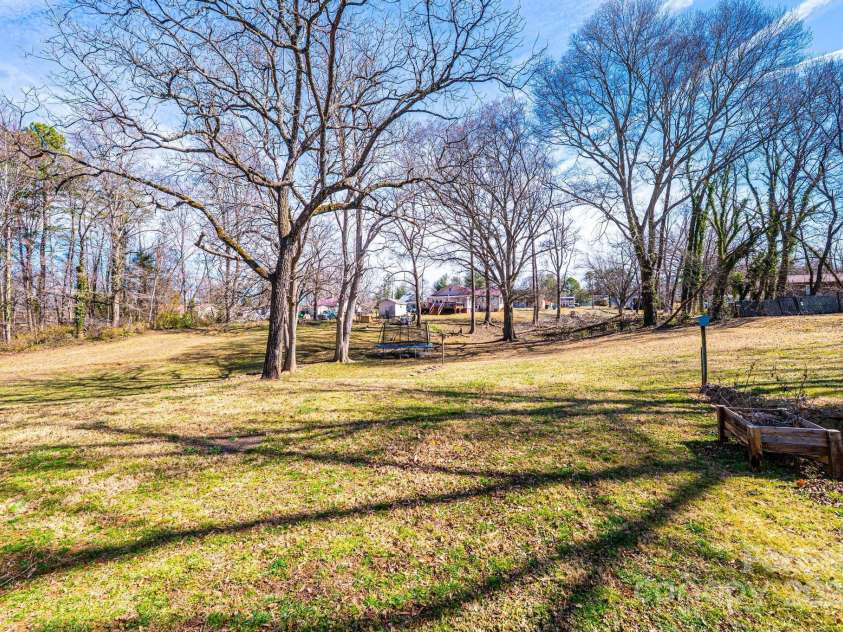 905 Orchard Street, Valdese, NC 28690.  MLS# CAR4271116, YatesRealty ID 29092. 